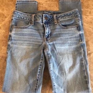American Eagle Light Wash Stretchy Skinny Jeans